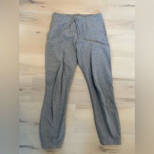 Grey Aritzia sweatpants. Size small